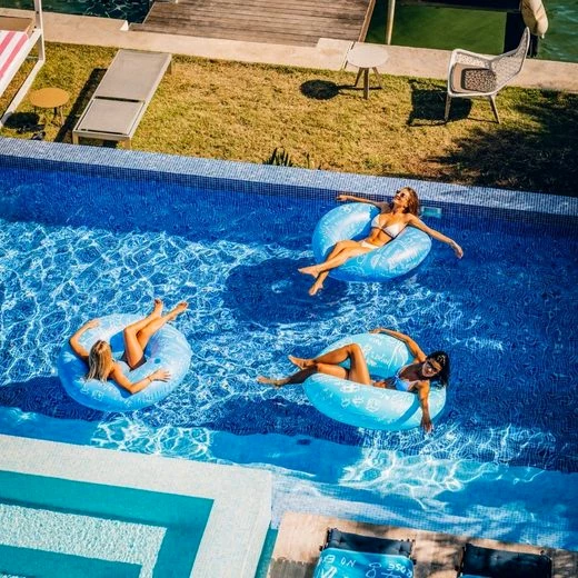 Misomo Schwimmreifen Misomo x Niclas Castello, Großer Schwimmring inkl Becherhalter, Ø127cm