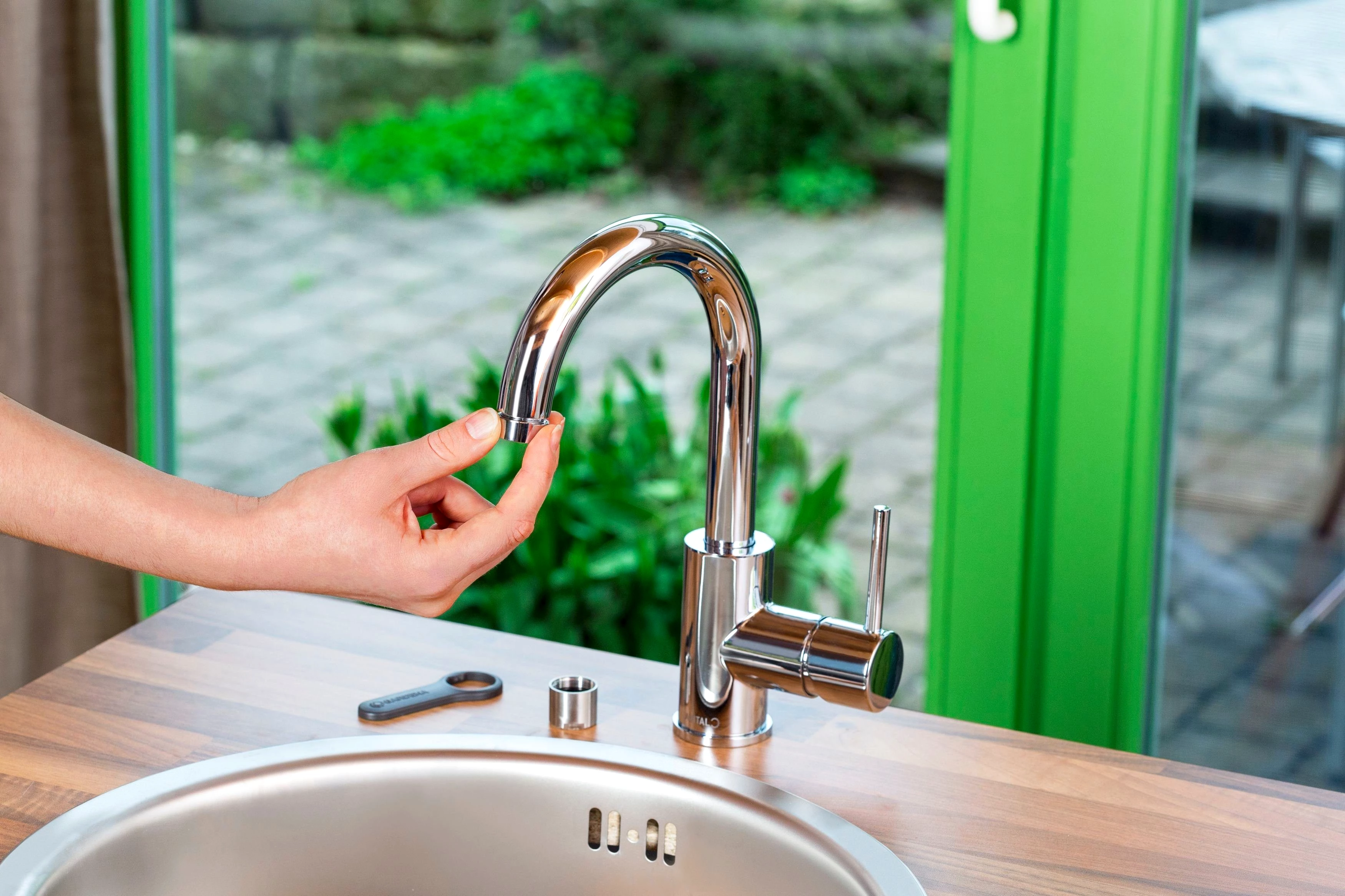 GARDENA Anschlussstück Hahnverbinder für Indoor-Wasserhähne
