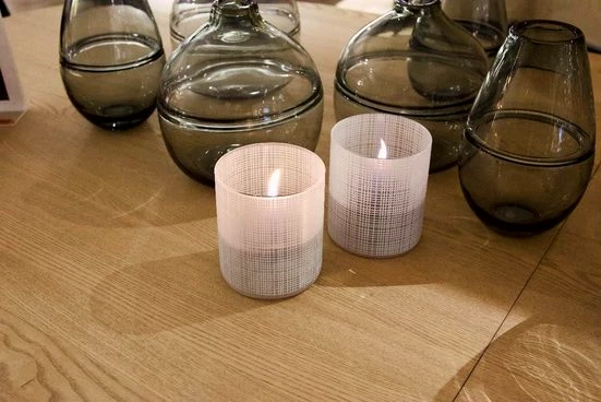 TENDERFLAME Tischfeuer Lilly, sandgestrahlt, mit Glasumfassung