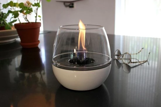 TENDERFLAME Tischfeuer Tulpe, 3-fach Docht, Porzellansockel und Glasring