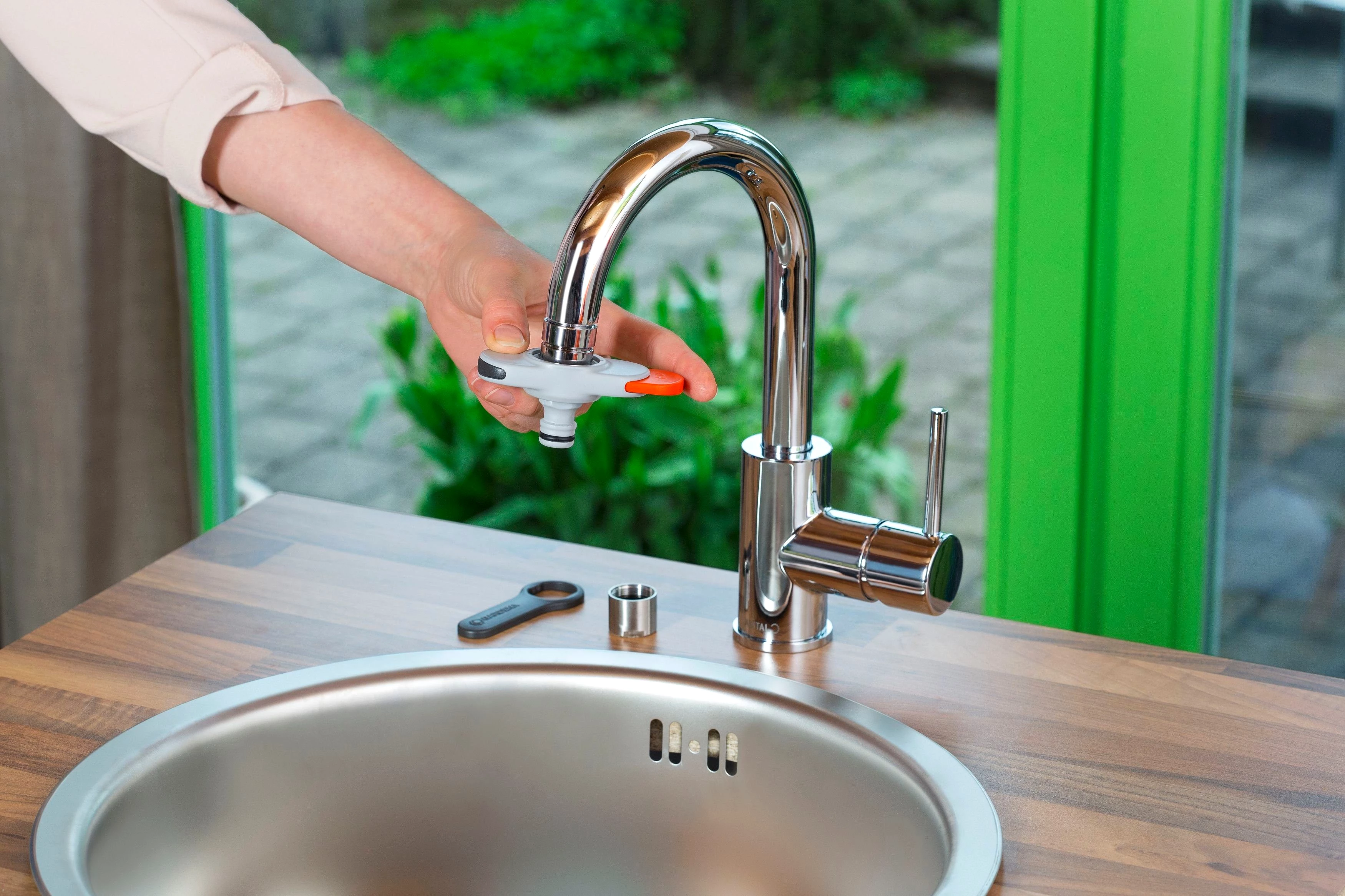 GARDENA Anschlussstück Hahnverbinder für Indoor-Wasserhähne