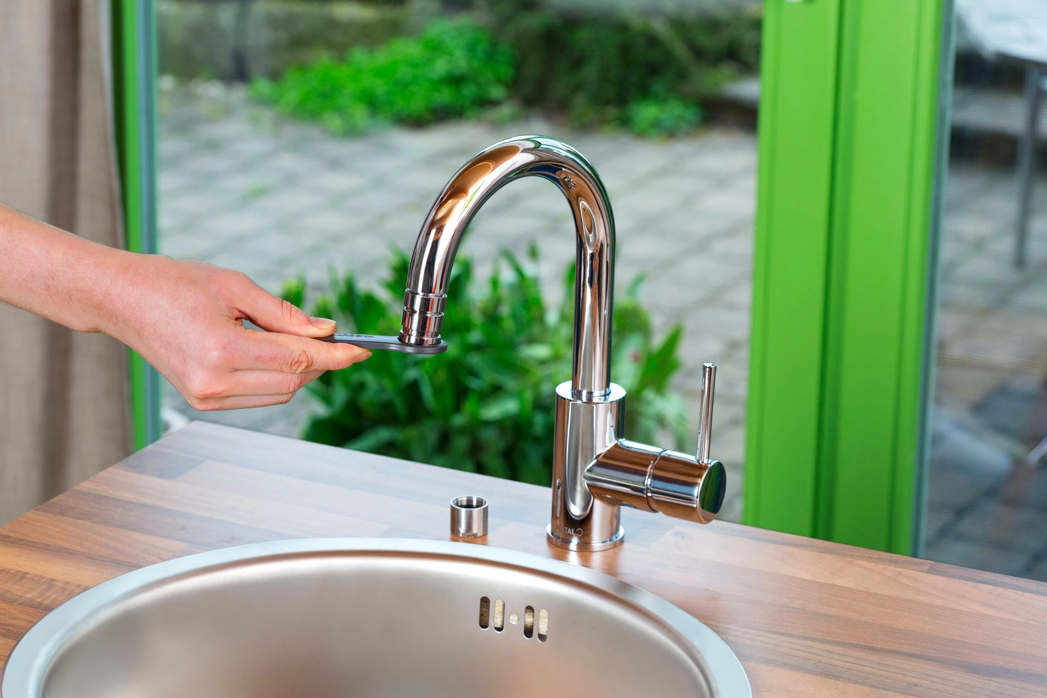 GARDENA Anschlussstück Hahnverbinder für Indoor-Wasserhähne