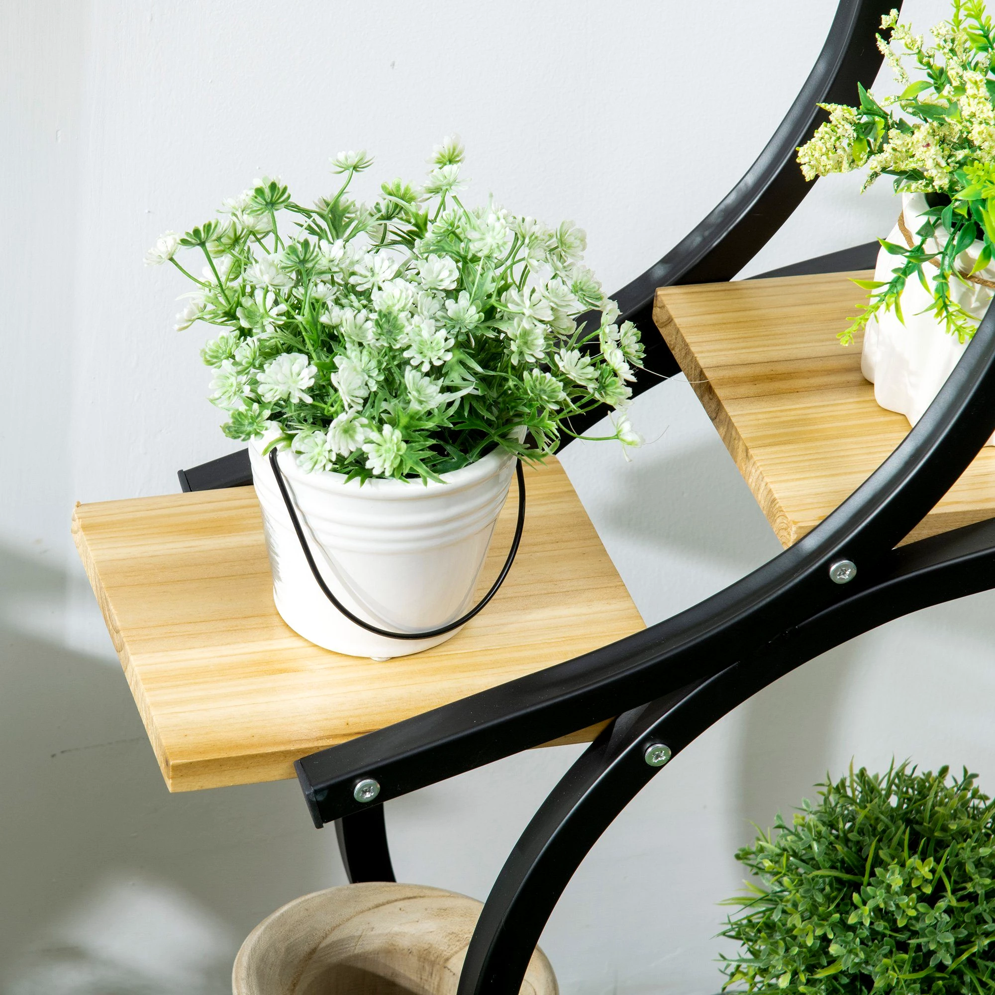 Outsunny Pflanzentreppe Pflanzenständer mit 4 Regalen (Set, 1 St., Blumenständer), mit 3 Ebenen Outsunny Pflanzentreppe Pflanzenständer mit 4 Regalen (Set, 1 St., Blumenständer), mit 3 Ebenen